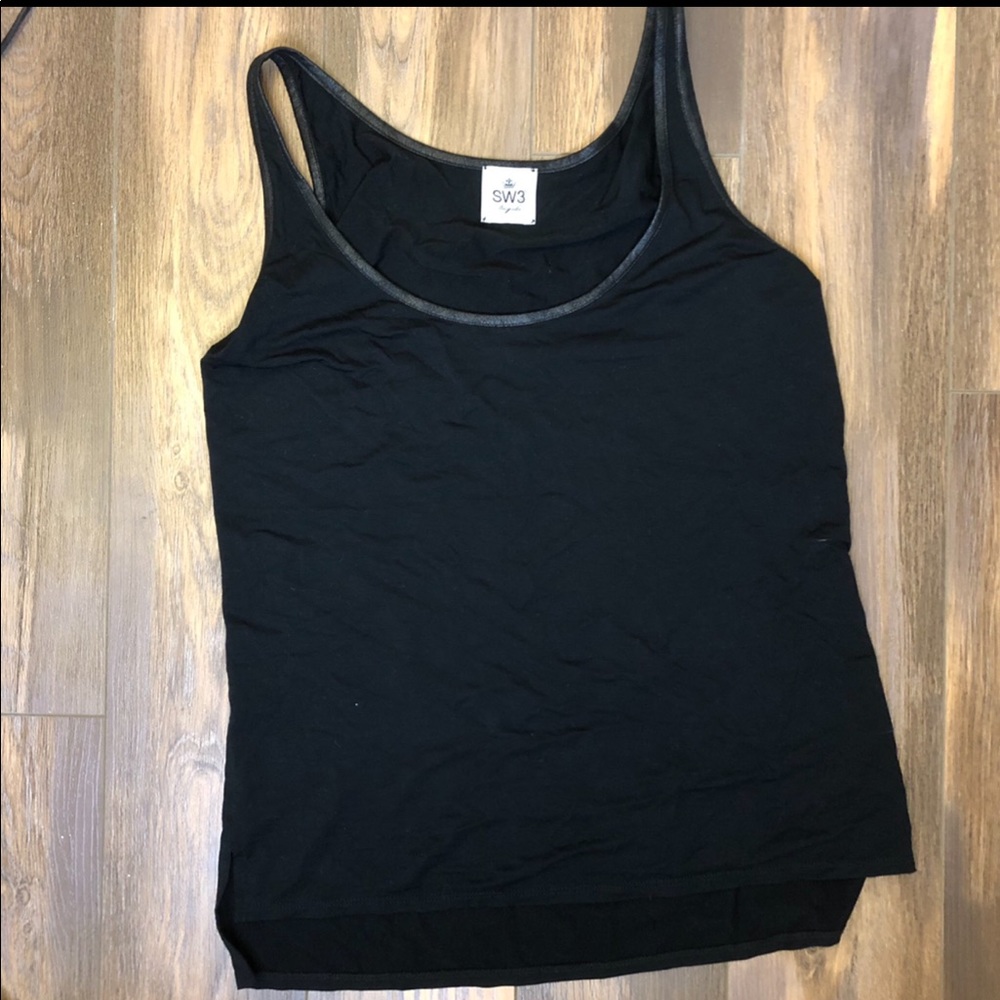 SW3 Bespoke Black tank